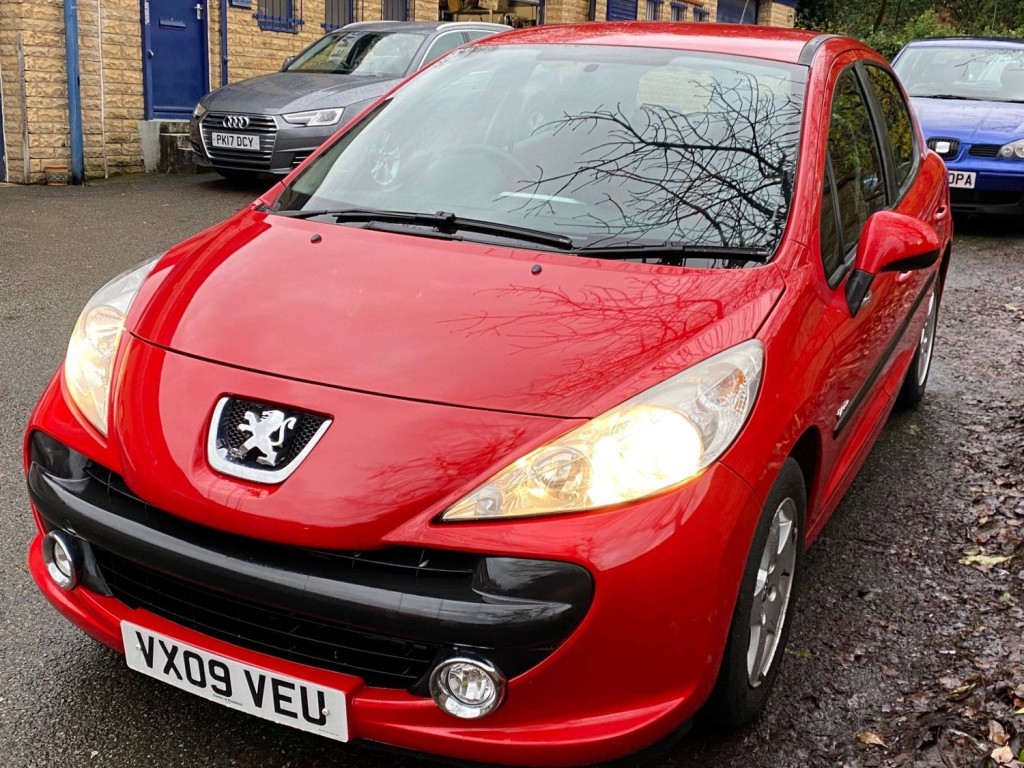 PEUGEOT 207
