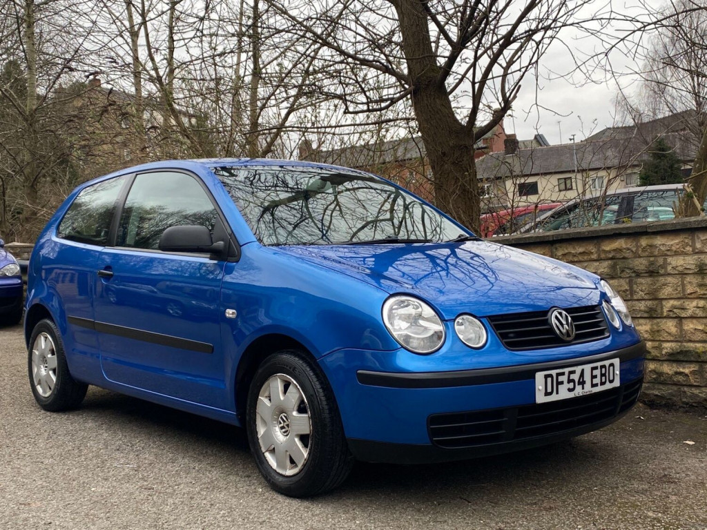 VOLKSWAGEN POLO