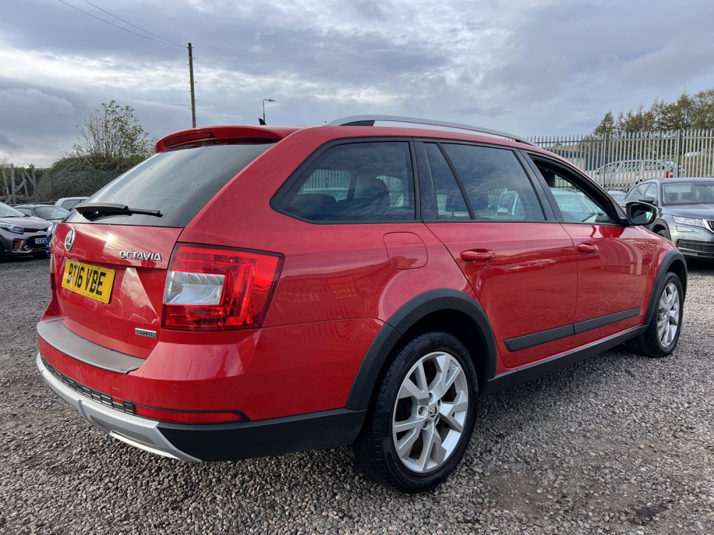 View SKODA OCTAVIA 2.0 TDI Scout
