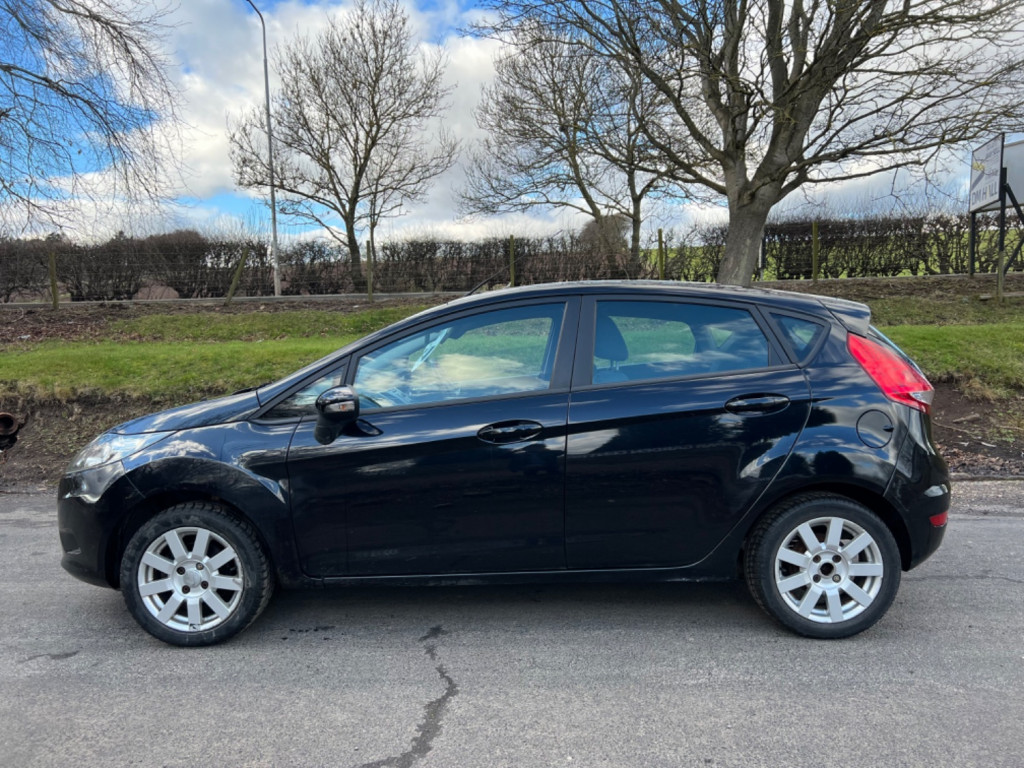 FORD FIESTA