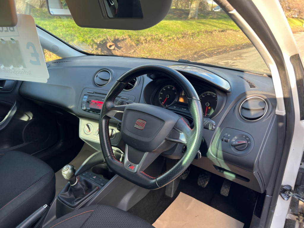SEAT IBIZA