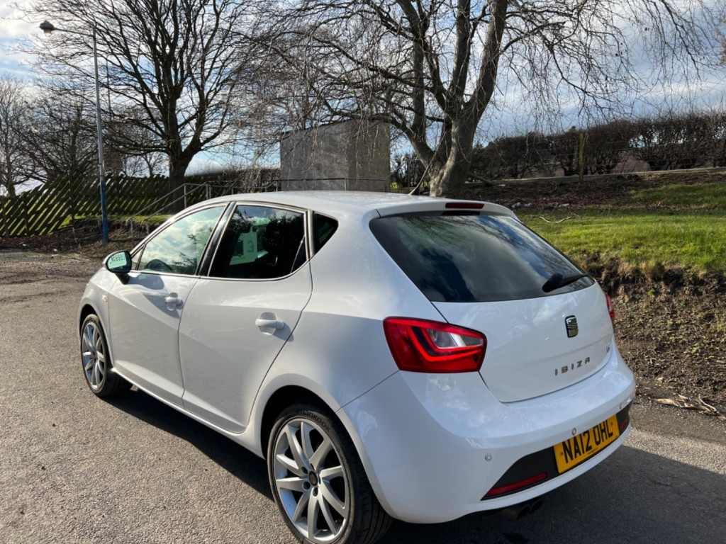 SEAT IBIZA
