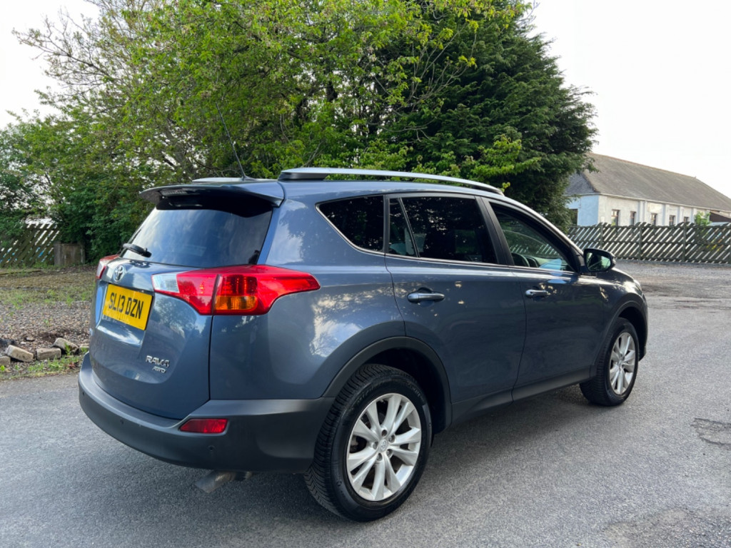 View TOYOTA RAV4 D-4D INVINCIBLE AWD