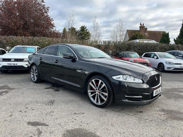 JAGUAR XJ