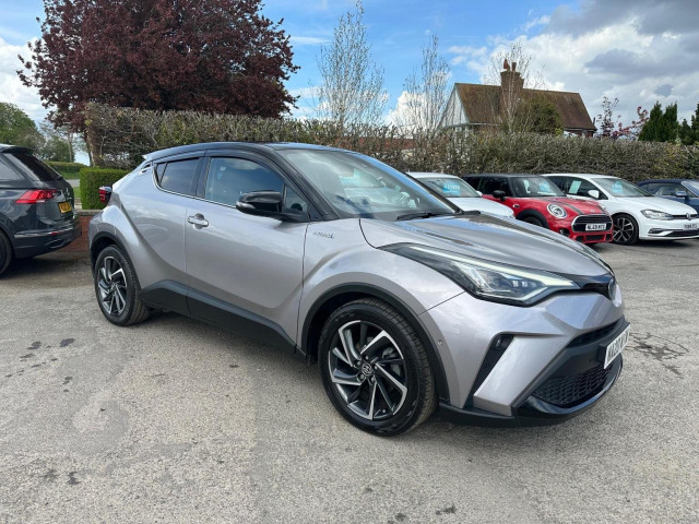 TOYOTA C-HR