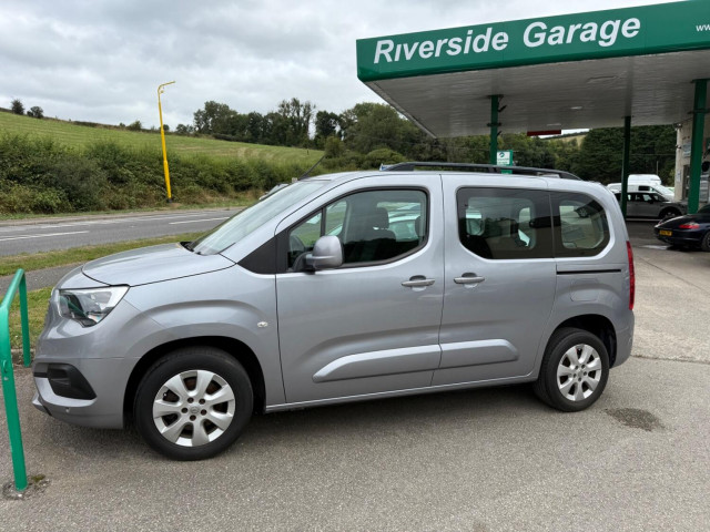 VAUXHALL COMBO LIFE 1.5 Turbo D BlueInjection Energy