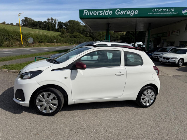 PEUGEOT 108 1.0 VTi Active Top!