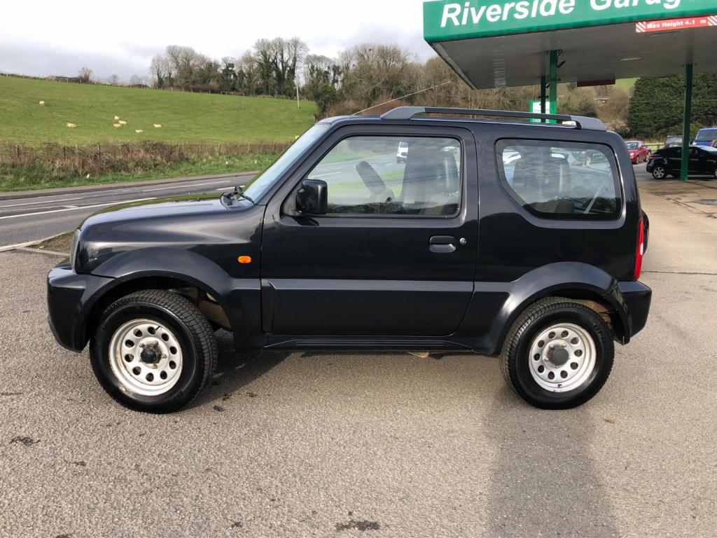 SUZUKI JIMNY