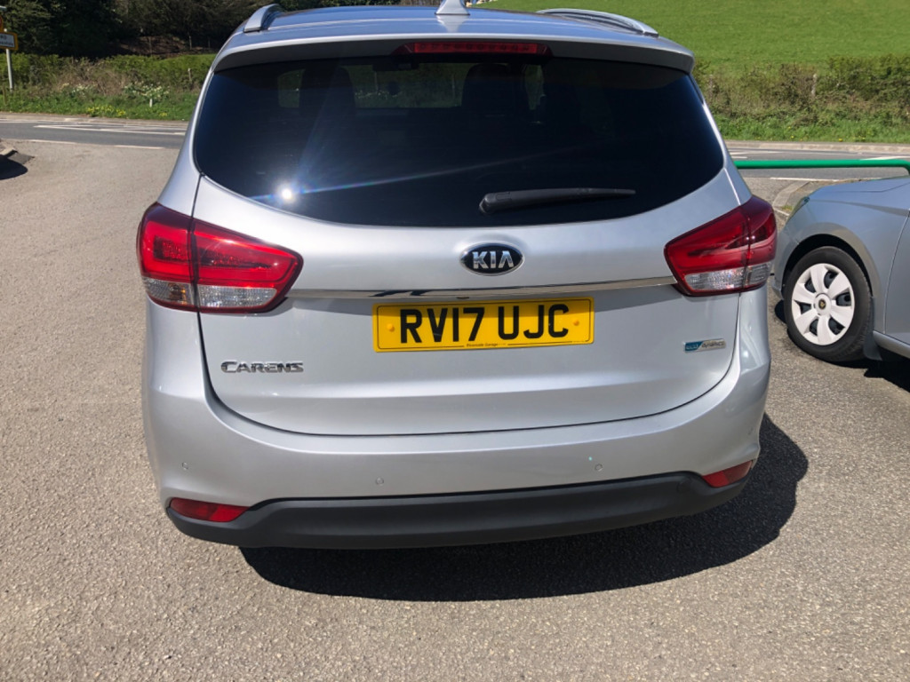 KIA CARENS