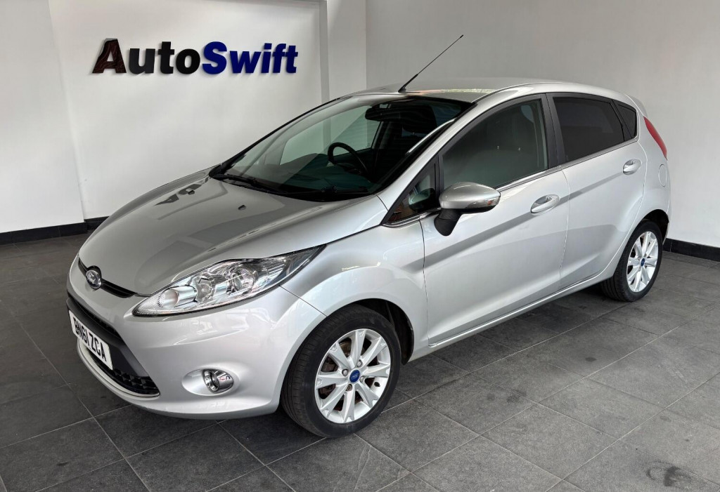 View FORD FIESTA 1.3 Zetec