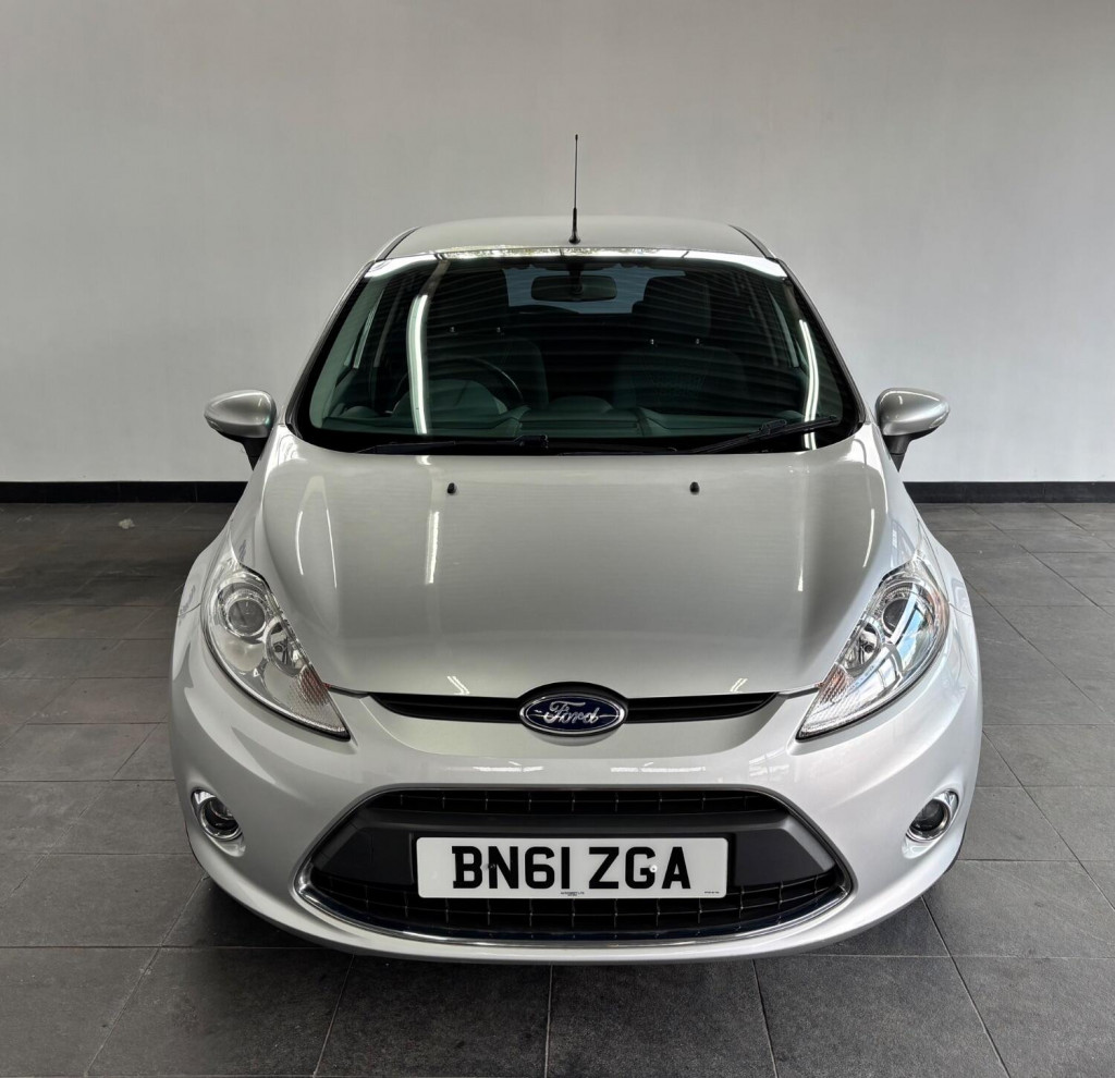 View FORD FIESTA 1.3 Zetec