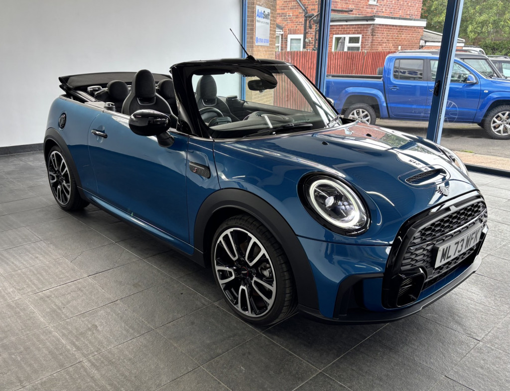 View MINI CONVERTIBLE 2.0 Convertible Cooper S Sport