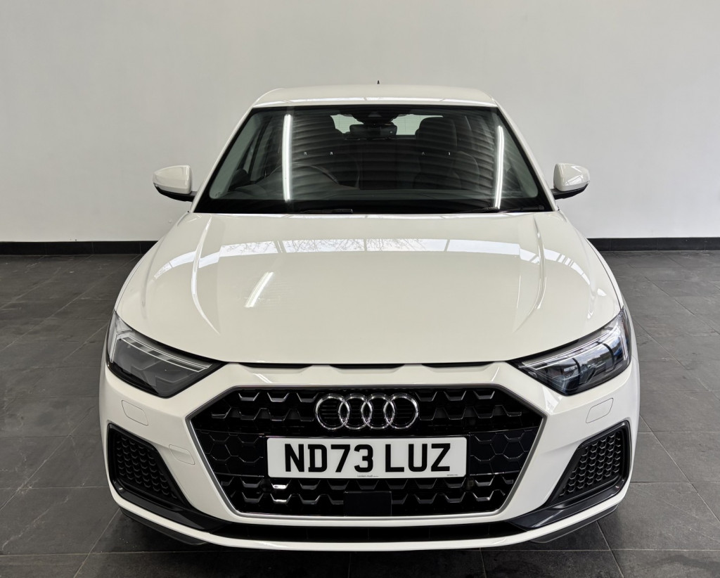 View AUDI A1 1.0 TFSI 25 Sport