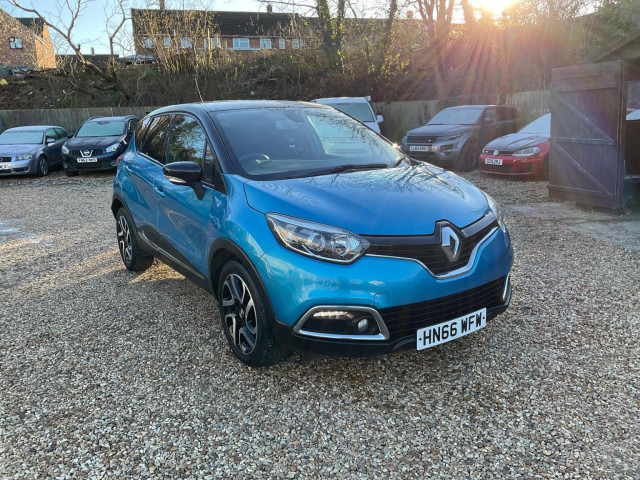 RENAULT CAPTUR