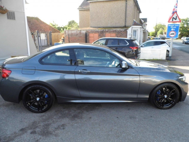 BMW 2 SERIES