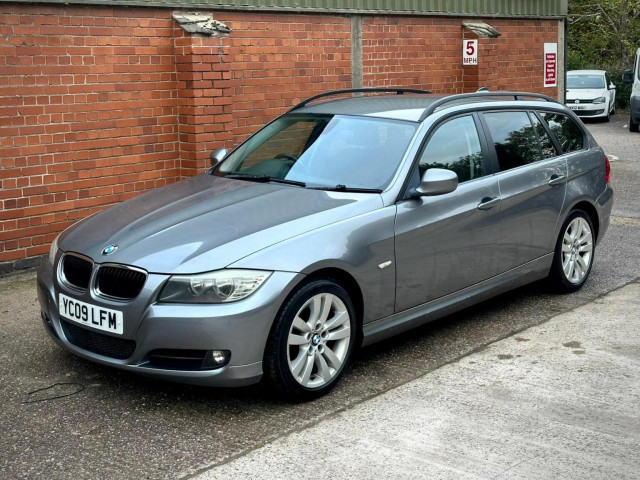 BMW 3 SERIES 2.0 320i SE Touring Steptronic Euro 4 5dr (2009/09)