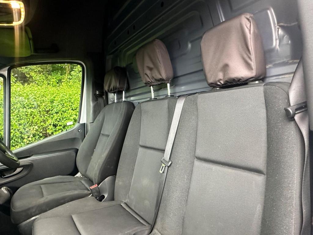 MERCEDES-BENZ SPRINTER