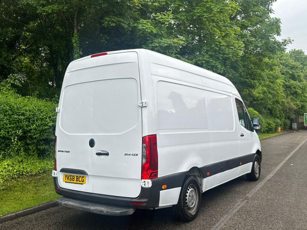 MERCEDES-BENZ SPRINTER