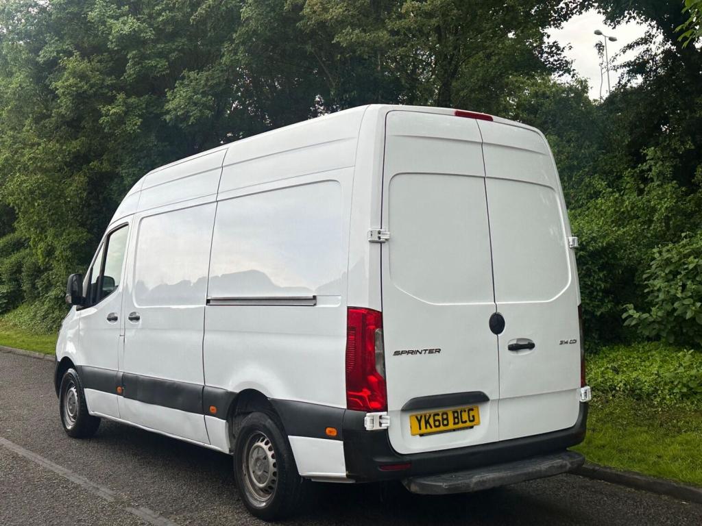MERCEDES-BENZ SPRINTER