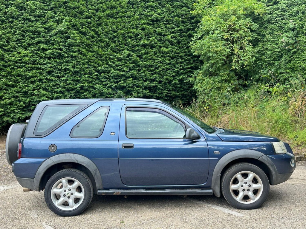 View LAND ROVER FREELANDER 1.8 XEi Special Edition Soft Top 3dr