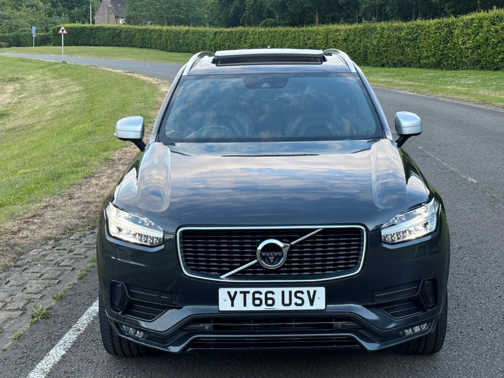 VOLVO XC90
