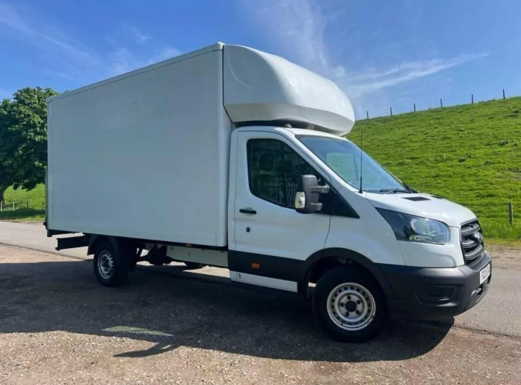 View FORD TRANSIT 2.0 350 EcoBlue Leader FWD L3 Euro 6 (s/s) 2dr