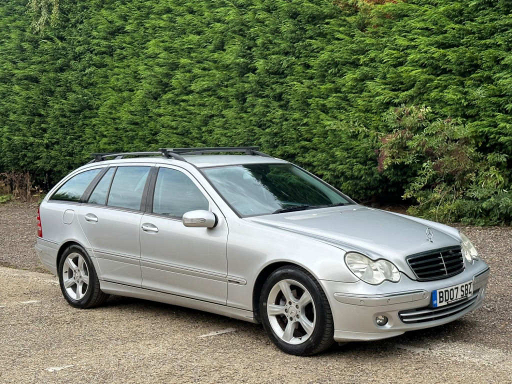 View MERCEDES-BENZ C CLASS 2.1 C220 CDI Avantgarde SE 5dr