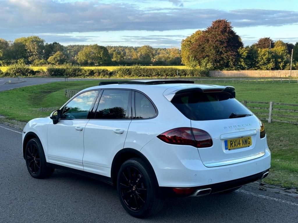 PORSCHE CAYENNE