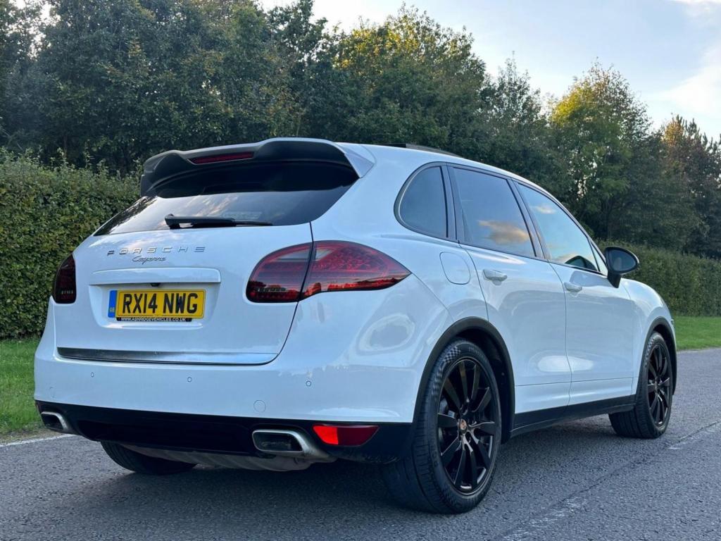 PORSCHE CAYENNE