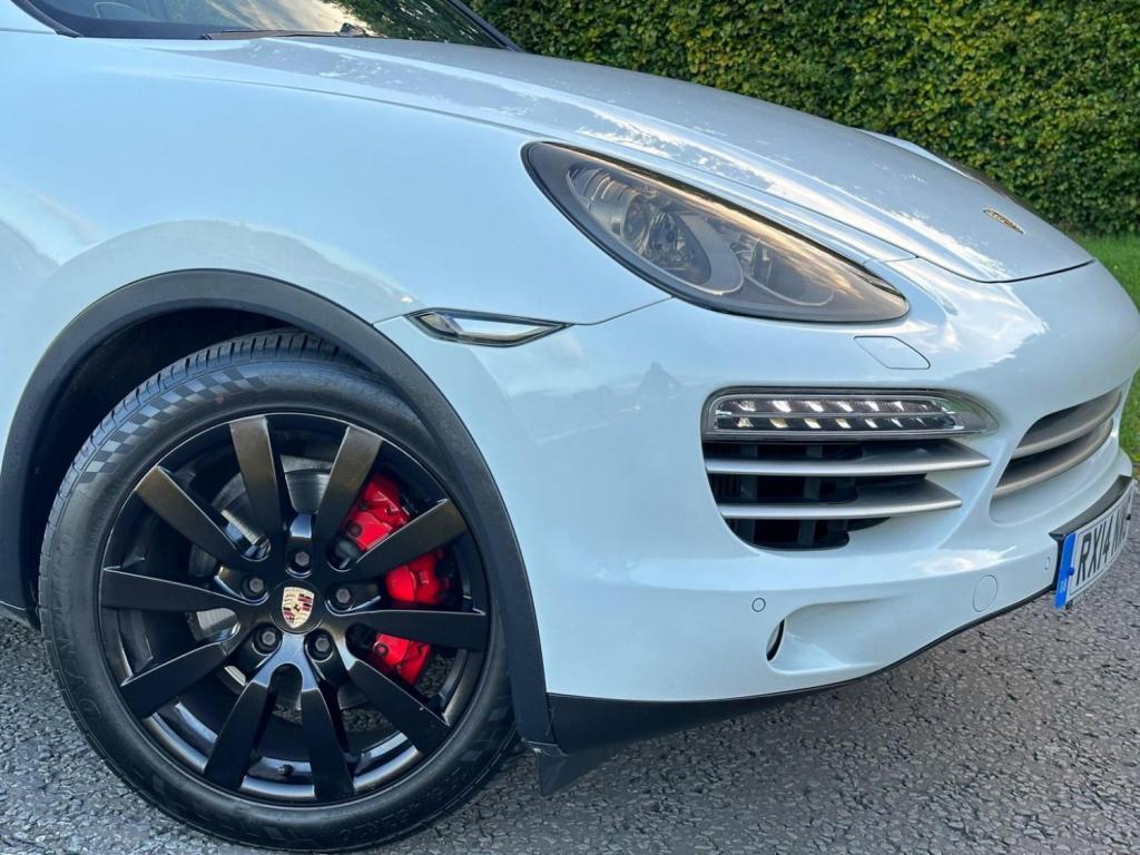 PORSCHE CAYENNE