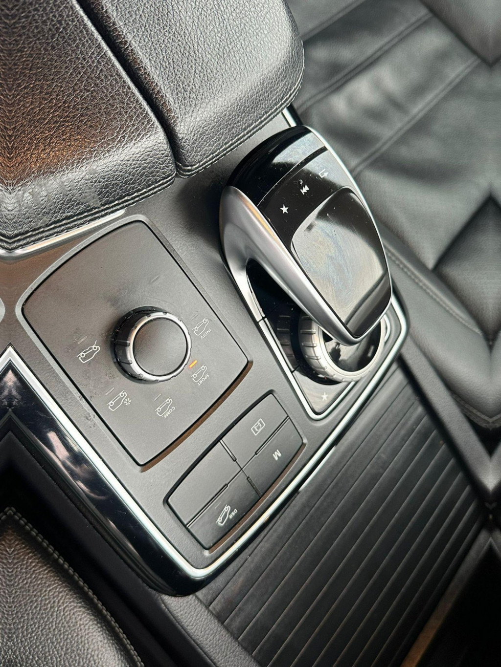 MERCEDES-BENZ GLE CLASS