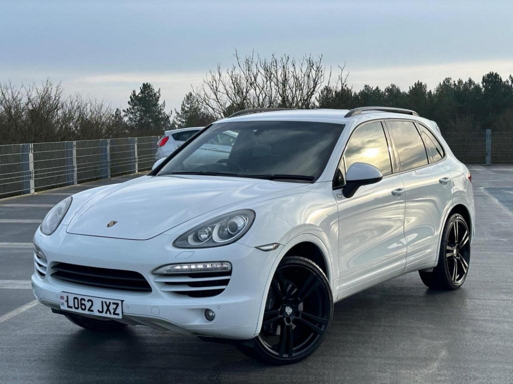 PORSCHE CAYENNE