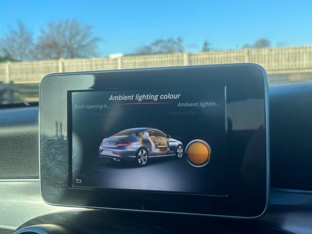 MERCEDES-BENZ C CLASS