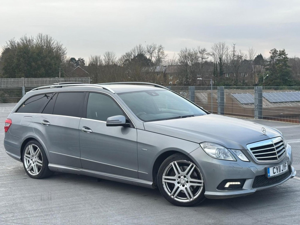 View MERCEDES-BENZ E CLASS 2.1 E220 CDI BlueEfficiency Sport Tiptronic Euro 5 5dr