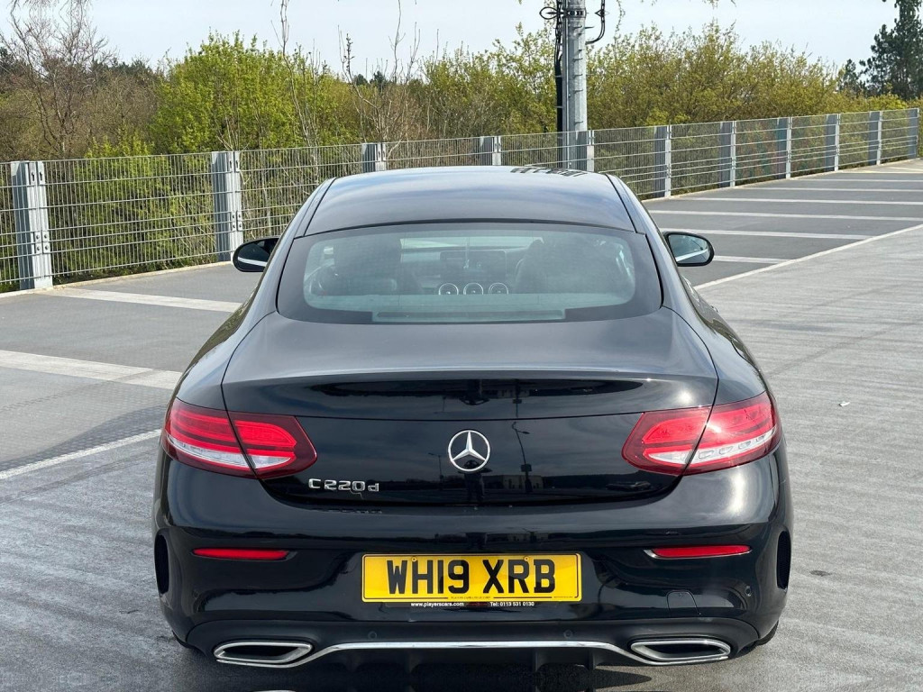 MERCEDES-BENZ C CLASS