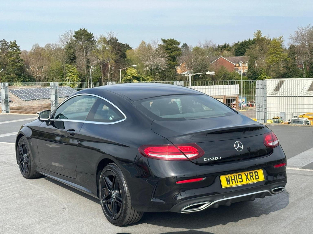 MERCEDES-BENZ C CLASS