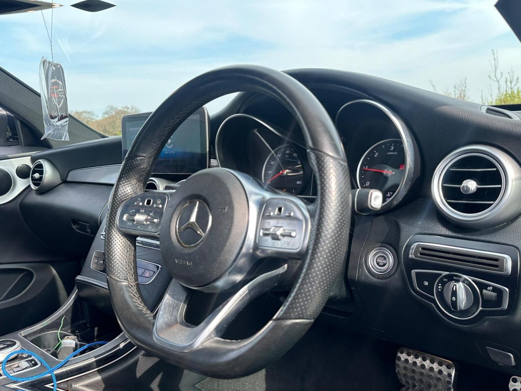 MERCEDES-BENZ C CLASS