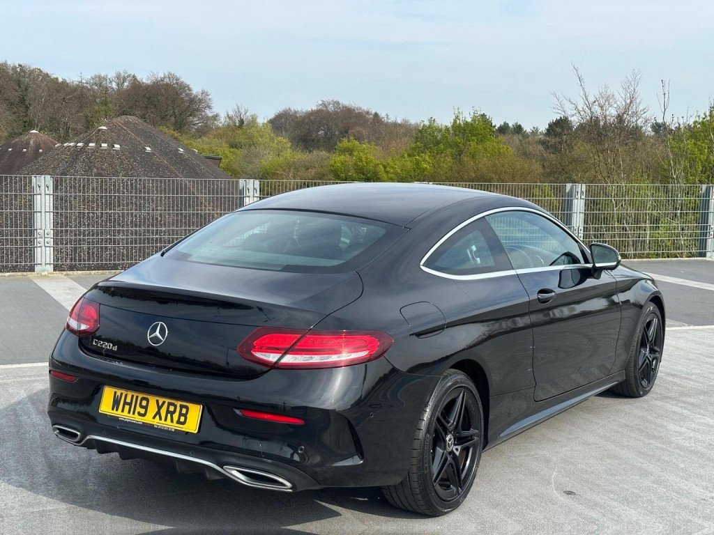 MERCEDES-BENZ C CLASS