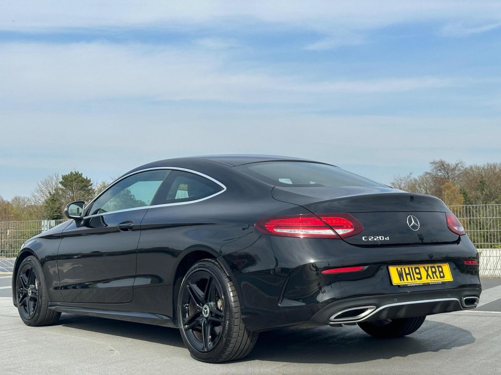 MERCEDES-BENZ C CLASS