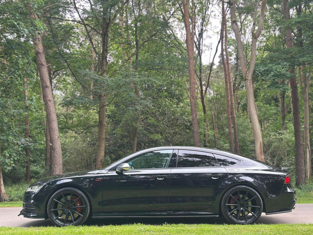 AUDI S7