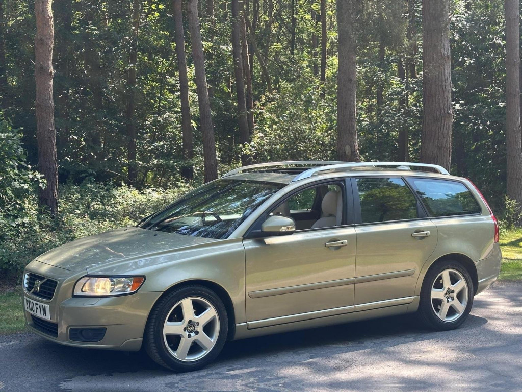 VOLVO V50
