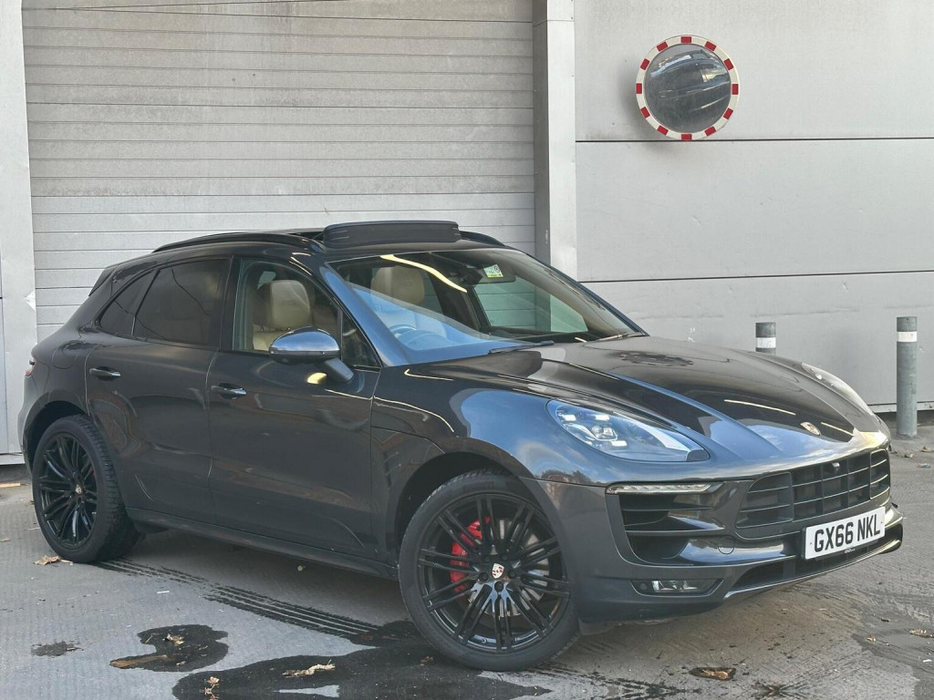 View PORSCHE MACAN 3.0T V6 GTS PDK 4WD Euro 6 (s/s) 5dr