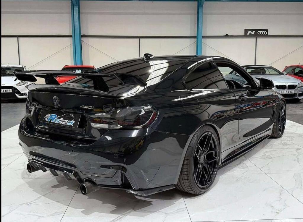 BMW 4 SERIES