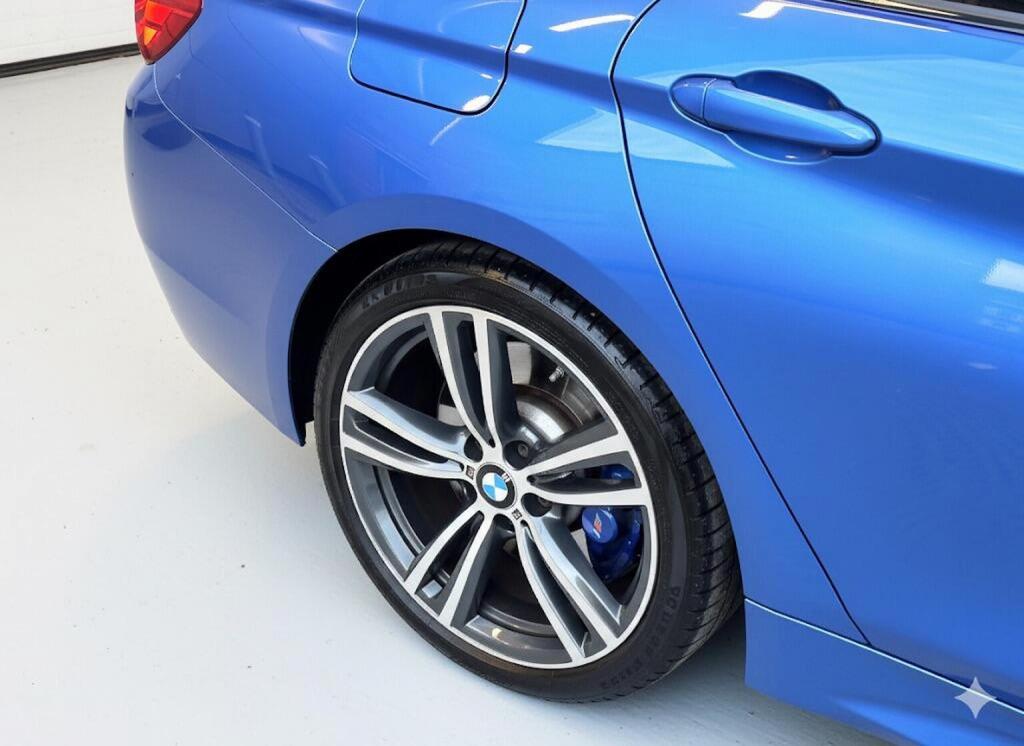 View BMW 4 SERIES 3.0 440i M Sport Auto Euro 6 (s/s) 2dr