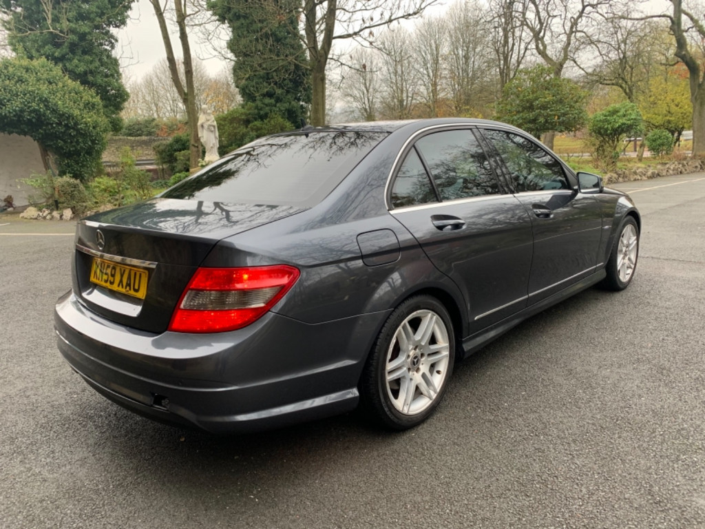 MERCEDES-BENZ C CLASS