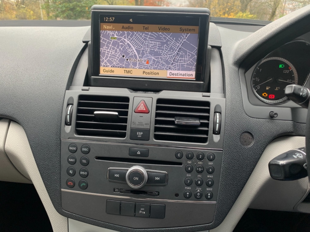 MERCEDES-BENZ C CLASS