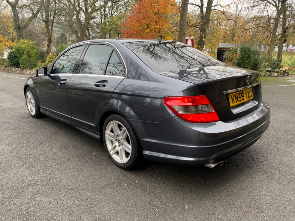 MERCEDES-BENZ C CLASS