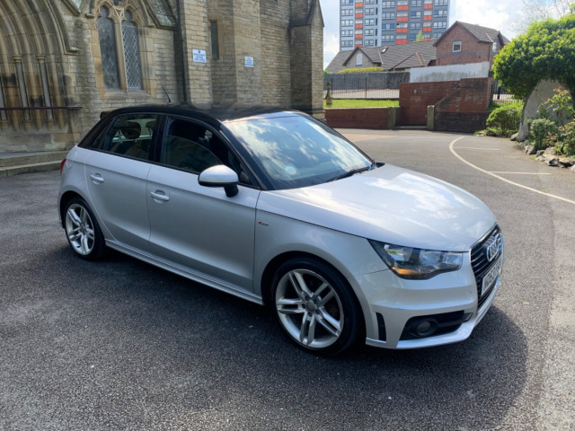 AUDI A1 1.6 TDI  S line