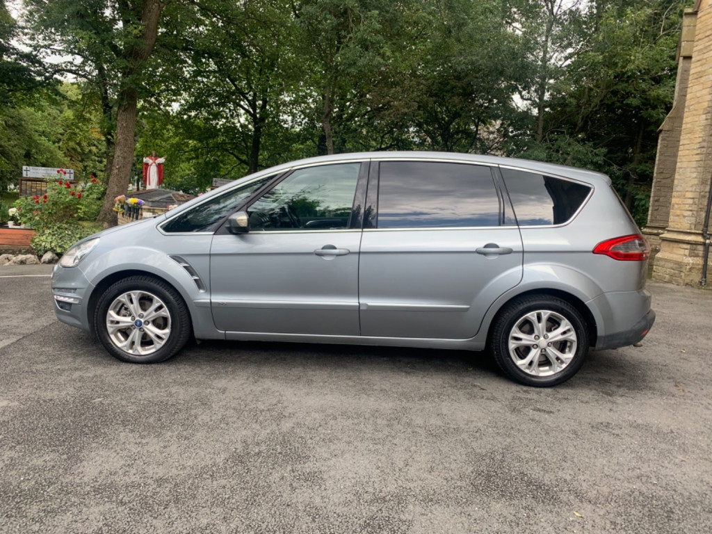 FORD S-MAX
