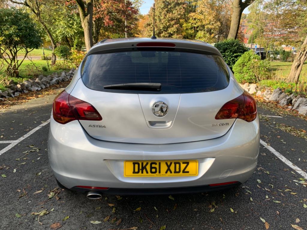 VAUXHALL ASTRA